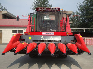 Cosechadora John Deere, Equipo Agrícola Verde, Máquina para Cosechar Maíz - Product Image 4