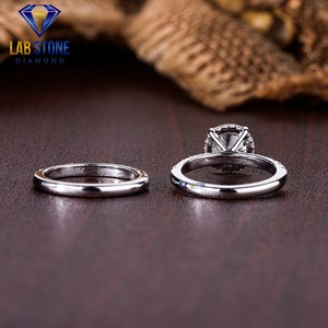 Lab-Stone Party Wear Bague en diamant 1.68 TDW Diamant taille ronde Or blanc 18kt Couleur EF-VS - Product Image 4