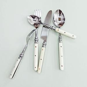 Personnalisé Argent De Luxe Portugal Couverts Ensemble avec Bangle De Coupe Rond Conception Or Poignée Ustensile Couverts Ensemble - Product Image 5