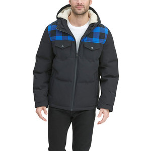 Abrigo de moda para hombre, tendencia brillante, corto, grueso, de invierno, chaqueta acolchada para hombre, hecha en Pakistán - Product Image 1