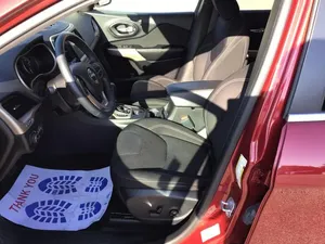 2017 Jeep Cherokee Latitude - Product Image 3