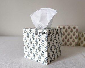 Portapañuelos Decorativo de Madera Ecológico con Diseño Cuadrado y Esmalte Impreso para Sala de Estar, de Tradebyd - Product Image 2