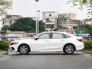 Mejor precio Hon da C i v i c 1,5 T coche automático para la venta 4 puertas 5 asientos dirección izquierda vehículos Sedán - Product Image 5