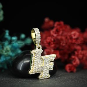 Pendentif personnalisé à double couche avec initiale, bijoux hip-hop, argent sterling 925, moissanite VVS, plaqué or jaune pour hommes - Product Image 4