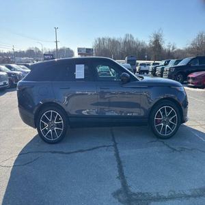 Land Rover Range Rover Velar P250 Dynamic SE 2024 USADO EN EXCELENTES CONDICIONES - Product Image 2