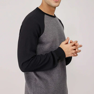 Camiseta Lisa de Manga Raglán, Diseño de Béisbol, Manga Larga, Estilo Urbano Clásico para Hombre, Personalizable con Logotipo de Marca, Camiseta Lisa - Product Image 4