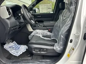 โตโยต้า ทันดรา ลิมิเต็ด ปี 2023 - Product Image 6