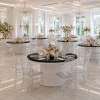 Transparenter Acryl-Kunststoff-Kristallharz-Stuhl und Edelstahl-Tisch für Hotel-Events, Partys, Hochzeiten und Bankette, für Innen- und Außenbereich
