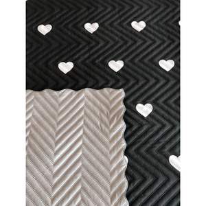 Juego de Cubrecamas Acolchados de Tamaño Doble en Color Antracita con Patrón Geométrico para Uso Doméstico - Colección Love - Product Image 3