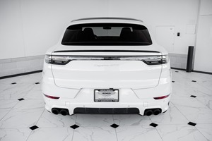 รถคุณภาพดีมือสอง ปี 2021 Cayenne GTS Coupe Twin-Turbo V8 AWD - Product Image 2