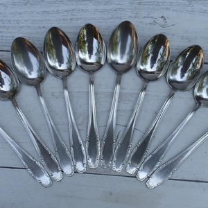 Juego de cubiertos de acero inoxidable, diseño totalmente metálico, herramientas de cubiertos plateados, diseño de acabado brillante, juego de cubiertos - Product Image 1