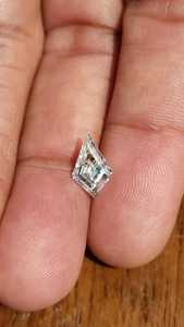 Diamante cultivado en laboratorio de 1 quilate con forma de cometa geométrica para la fabricación de anillos, certificado por IGI, diamantes sueltos de corte elegante, fabricante a bajo precio. - Product Image 6