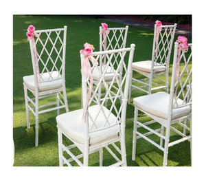 Chaise de salle à manger en plastique en résine blanche élégante Vintage Portable pour les fêtes d'événements de mariage de villa et les meubles d'hôtel-prix d'usine - Product Image 1