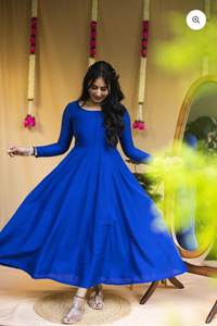 Vestido Moderno y Elegante de Georgette con Detalles Sofisticados en Cuello y Hombros, de Secado Rápido para Fiestas, Adéntrate en la Elegancia - Product Image 3