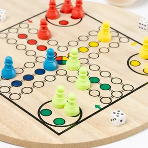 Set di Giochi di Scacchi Ruta Personalizzati con Accessori su Misura - Product Image 4