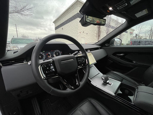 Land Rover Range Rover Evoque P250 Dynamic AWD d'occasion en bon état - Product Image 5