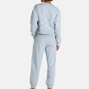 Trajes Deportivos para Mujer de Primera Calidad, Ajustados, Hechos de Algodón y Poliéster - Product Image 4