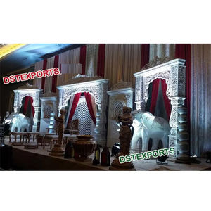 Conjunto de escenario de boda india Jodha Akber, escenario musulmán para ceremonias indias, lujoso escenario de boda mogol con fondo tallado - Product Image 1