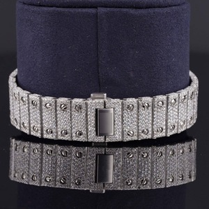 นาฬิกาข้อมือหรูหราสไตล์โรมัน ประดับเพชรเต็มหน้าปัด ตัวเรือนสแตนเลสสตีล สำหรับผู้ชายและผู้หญิง เพชรเพาะเลี้ยงในห้องปฏิบัติการ ขายส่งจากโรงงาน - Product Image 3