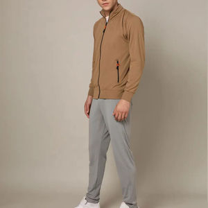 Ensemble de survêtement sportif pour homme, design optimal, léger, respirant, motif uni, hiver, coton 100% premium, personnalisable - Product Image 3