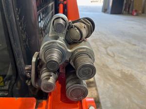 2022 SVL75-2 Tractor de ruedas 4x4 usado de alta calidad, con motor, caja de cambios y bomba, 70HP, alta productividad, venta al por mayor - Product Image 2