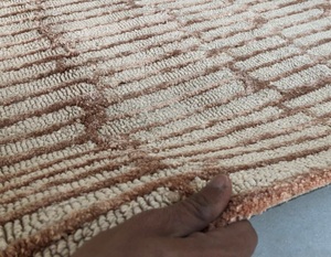 พรมผ้าไหมทอแบบทอมือปรับแต่งได้สำหรับใช้ในบ้านและภายใน100% โดยตรงจากผู้ผลิต - Product Image 1