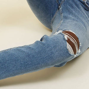 Pantalones vaqueros rasgados de cintura alta desgastados informales de diseñador al por mayor a granel, pantalones vaqueros para mujer, logotipo personalizado de alta calidad, precio razonable - Product Image 6