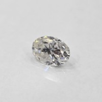 Piedra preciosa suelta de moissanita de forma ovalada de corte agradable de excelente calidad con personalización para la fabricación de joyas