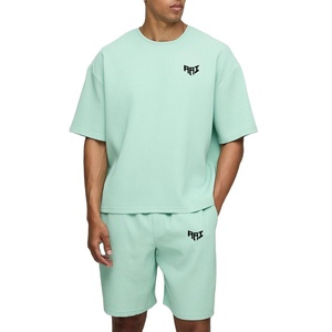 Conjunto de camiseta y pantalones cortos acanalados para hombre, OEM, verano, talla grande, dos piezas, ropa informal para estar en casa, ropa deportiva, venta al por mayor - Product Image 3