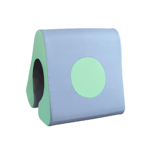 Venta al por mayor personalizada suministros de oficina 6D espuma de silicona ortopédica soporte para el cuello almohada para siesta sin látex - Product Image 2