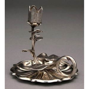 Support de bougie en métal pour la décoration de la maison, porte-bougie pour l'éclairage et la décoration, finition antique élégante, porte-bougie décoratif - Product Image 1