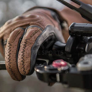 Guantes de moto hechos de cuero de alta calidad Guantes de moto de seguridad para carreras con pantalla táctil - Product Image 6