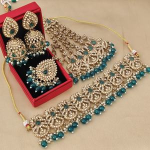 Beautiful Premium Quality Traditional <b>Choker</b> Necklace Set With Maang Tikka & Pasa Ideal For Wedding,Festive Occasions,Party Wear - Product Image 1