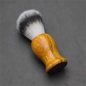 Brocha de afeitar vegana para hombre con pelo de tejón, acabado mate, mango de plástico acrílico con forma de cintura para el cuidado de la barba - Product Image 5