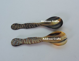 Best Quality Unique Design Natural Horn Spoon Tableware for Living Gifting and Food Styling Buffalo Horn Salad Server Spoon - Product Image 2