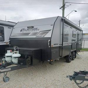 Remolque de Camping Plegable Tipo Lágrima, Mini Caravana 4x4 para 2 Personas, Cocina Deslizable de Acero Inoxidable, Suspensión Independiente, Gris Negro - Product Image 1