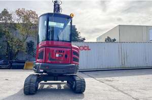 รถขุด UME35 เครื่องยนต์คูโบต้า 26 แรงม้า แบบไม่มีส่วนท้าย น้ำหนักใช้งาน 3.9 ตัน แถมอุปกรณ์เสริม 6 ชิ้น รถขุดตักดินแบบลากจูงได้ - Product Image 3