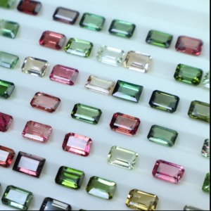 Vente en gros 7x5mm de tourmaline naturelle taille émeraude pierres précieuses en vrac pierres à facettes polies et prêtes à l'emploi - Product Image 5