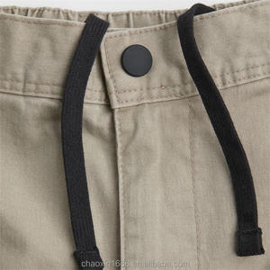 Pantalon Cargo en coton polyester pour hommes noirs avec poche latérale et logo personnalisé coupe décontractée durable en plein air - Product Image 4
