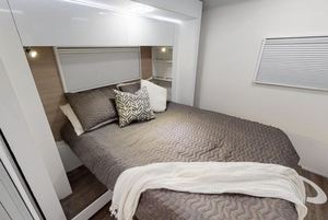 Autocaravana Avida – Modelo Fremantle C9214SLLuxury, Vehículo de Camping y Hogar con Motor Diésel, Construcción de Acero, Capacidad para 4 Personas - Product Image 2