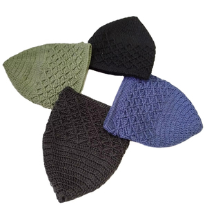Chapeau musulman unisexe Chapeaux de prière pour hommes Chapeau islamique Ramadan tricoté à la main Chapeau chaud pour hommes musulmans Casquette de prière islamique du Bangladesh. - Product Image 2