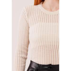 Vente en gros de chemisiers en crème avec manches longues transparentes en tissu tricoté - Product Image 3