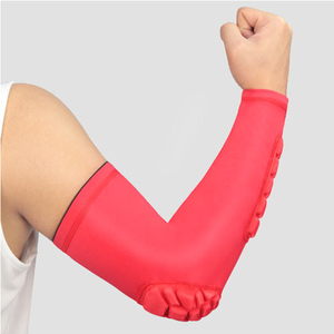 Mangas de brazo acolchadas de compresión Protector de brazo a prueba de golpes Soporte de codo para hombres Mujeres y jóvenes - Product Image 5