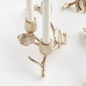 Candelero moderno con marco triangular para interiores de moda para hogares, candelabros de mesa de comedor disponibles, fabricado por Zahid Exports - Product Image 5