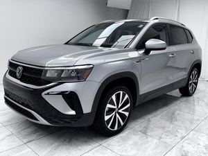 SUV Crossover T-AOS SE FWD 2024 d'occasion en excellent état, Moteur 1.5L 8 vitesses, Transmission 14 rapports - Product Image 4