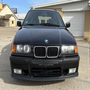 UTILISÉ LHD/RHD 1995 B M W 320I TOURING - Product Image 1