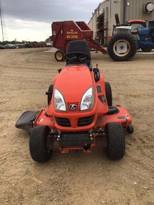 เครื่องตัดหญ้าแบบนั่งขับ KUBOTA รุ่น GR2120 ปี 2025 ยอดขายดีที่สุด พร้อมถุงเก็บหญ้า - Product Image 4