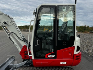 Mini-excavatrice Takeuchi TB240, 4 tonnes, compacte, diesel, sur chenilles |   Équipement de construction hydraulique – Meilleur prix de gros - Product Image 5