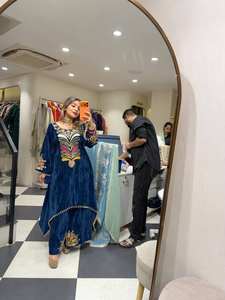 ชุดคุर्ติปาลาซโซปักลายยอดนิยมสำหรับผู้หญิง ใส่ในงานแต่งงานและงานปาร์ตี้ ชุดคุर्ติปาลาซโซสำหรับสาวๆชาวปากีสถาน สำหรับขายส่งเพื่อการส่งออก - Product Image 2