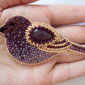 จี้หินอะเมโซไนต์ธรรมชาติ รูปหัวใจแกะสลักด้วยมือ ประดับด้วยลูกปัด พร้อมห่วง จี้ประดับเพชรคิวบิกเซอร์โคเนียขนาดเล็ก - Product Image 1